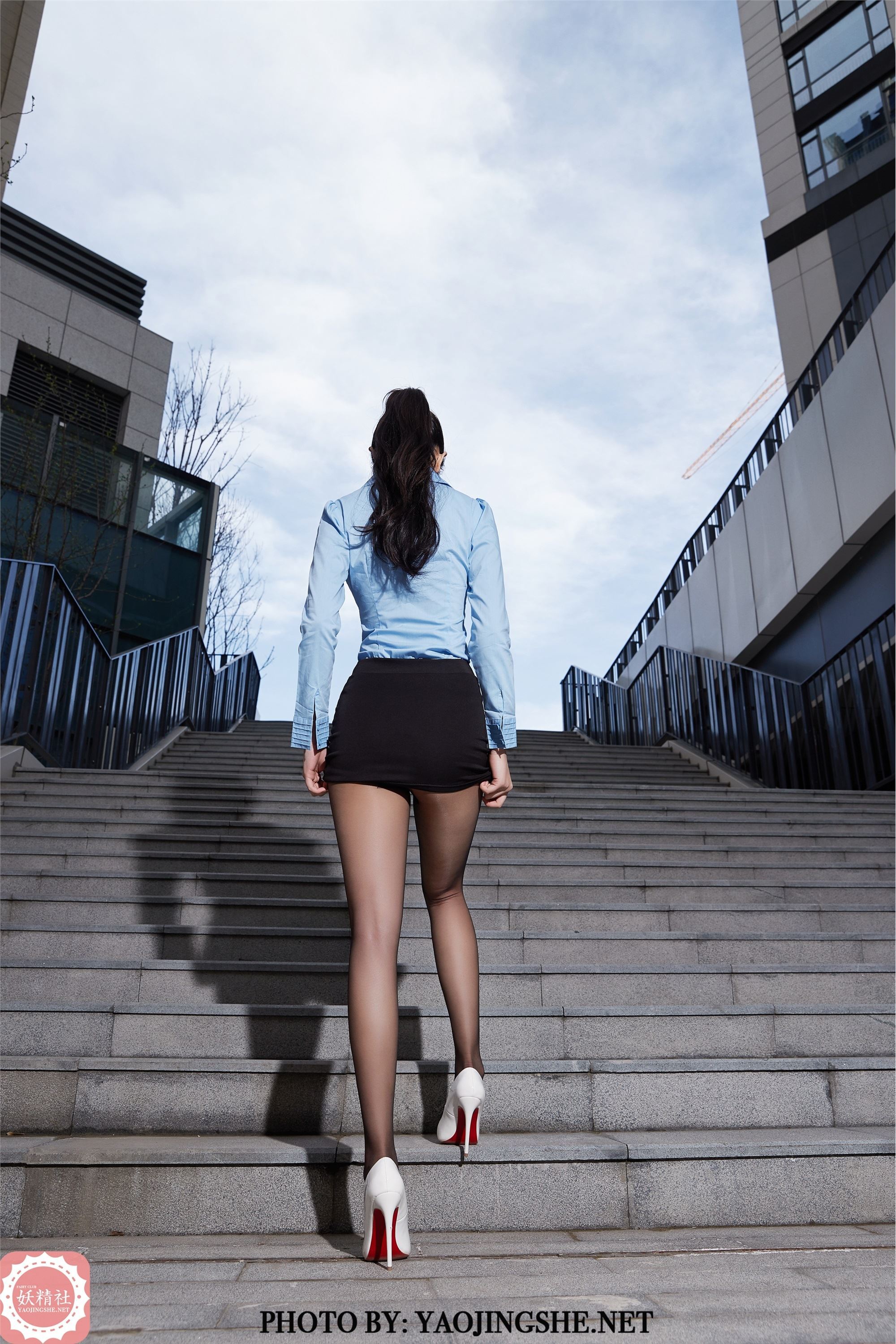 YAOJINGSHE 妖精社 T2007《苏伟-公司楼下》